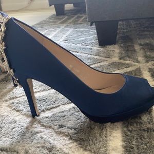 Navy blue wedding shoes